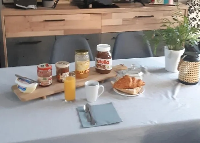 Homestay szállás Accueil Familial & Convivial - Privee *